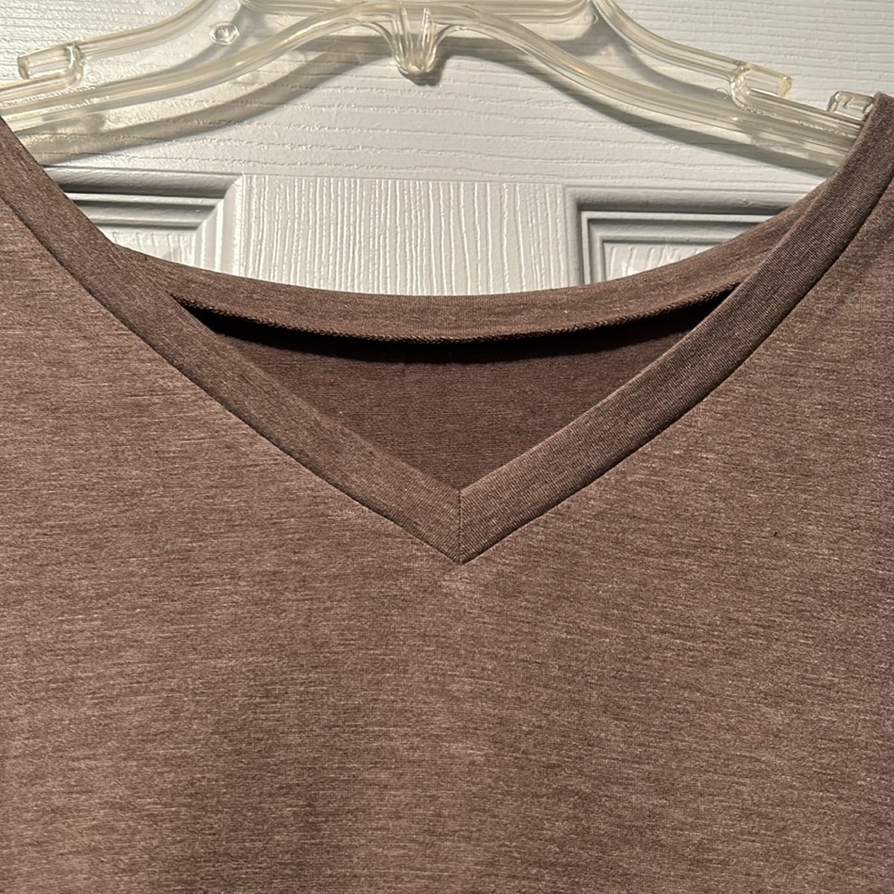 👚NWOT Oversized V Neck Batwing Short Rolled Sleeve Casual Basic Tee Shirt Top - Picture 6 of 13